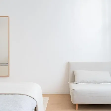 Grand 1845 - 2 Bedrooms Design Flat דירה *