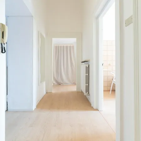 דירה Grand 1845 - 2 Bedrooms Design Flat