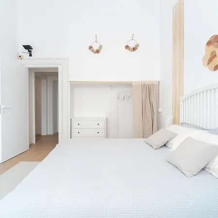 Grand 1845 - 2 Bedrooms Design Flat ברגמו