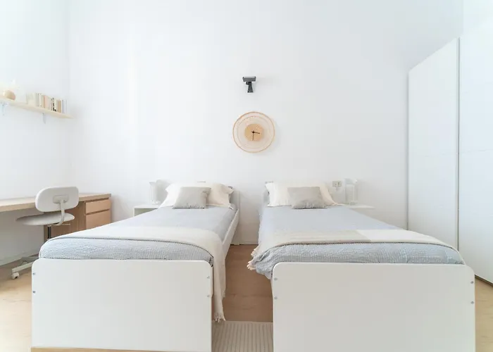 Grand 2 Bedrooms - Meliora Apartment *